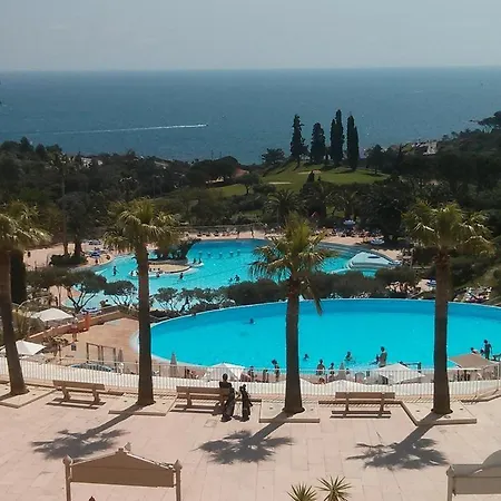 Lägenhet Poisson Bleu In Toller Mit Pools, Animation, Sportmoeglichkeiten By Riviera Homelife *