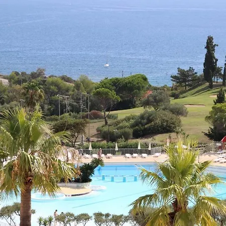 Poisson Bleu In Toller Mit Pools, Animation, Sportmoeglichkeiten By Riviera Homelife Lägenhet Saint-Raphaël